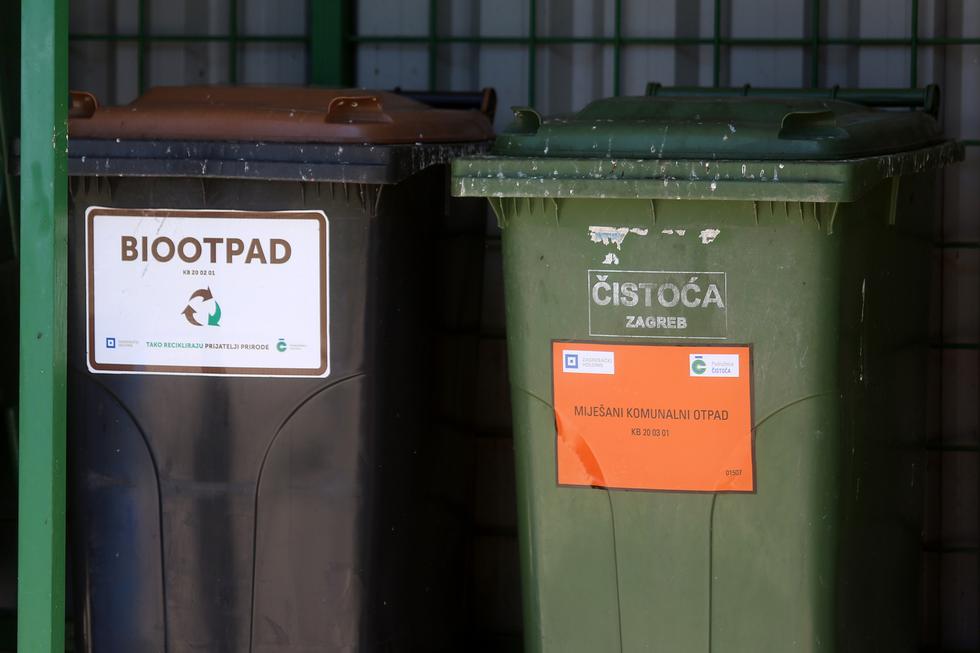 U Zagrebu počela podijela kanti za biootpad: Znaš li što smiješ u njih bacati?